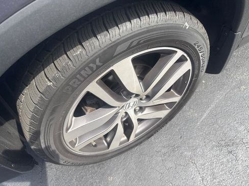 Used 2016 Honda Pilot Touring image 4