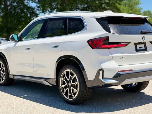 New 2026 BMW X1 xDrive28i w/ Technology Package AWD/4WD image 4