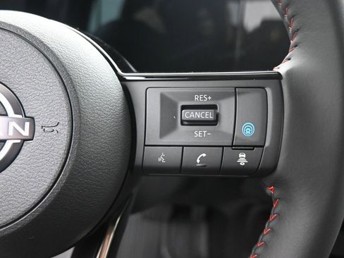 New 2026 Nissan Kicks SR image 12