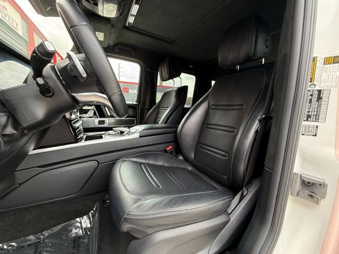 Used 2021 Mercedes-Benz G 550 w/ Exclusive Interior Package image 21
