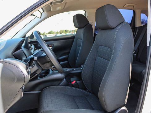 Used 2024 Honda HR-V LX image 17