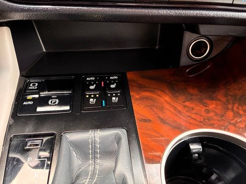 Used 2019 Lexus RX 350 AWD w/ Navigation Package image 33
