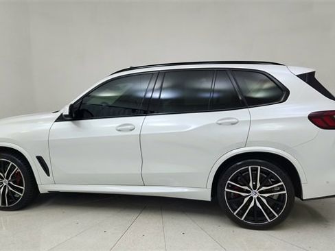 Used 2023 BMW X5 M50i w/ Executive Package image 4
