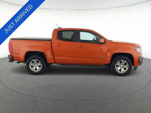 Used 2022 Chevrolet Colorado LT w/ LT Convenience Package image 9