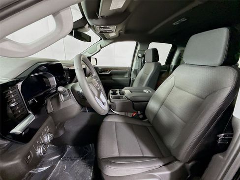 New 2026 GMC Sierra 1500 Elevation image 16
