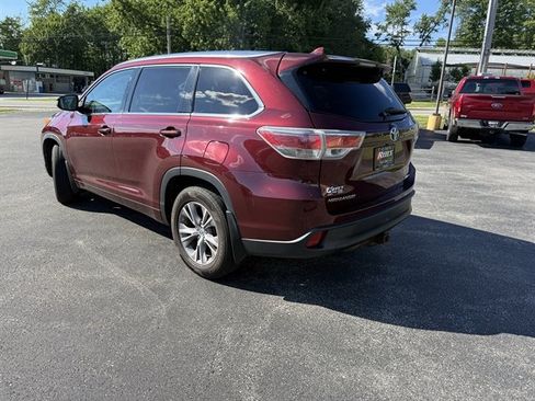 Used 2014 Toyota Highlander XLE AWD/4WD image 36