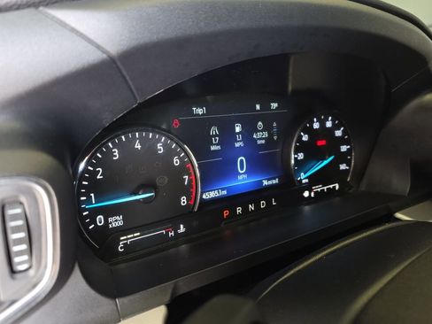 Used 2023 Ford Explorer XLT w/ Equipment Group 202A image 19