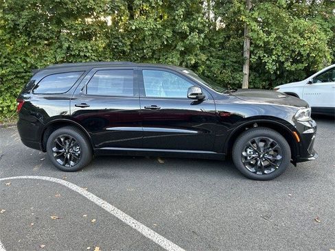 New 2026 Dodge Durango GT image 9