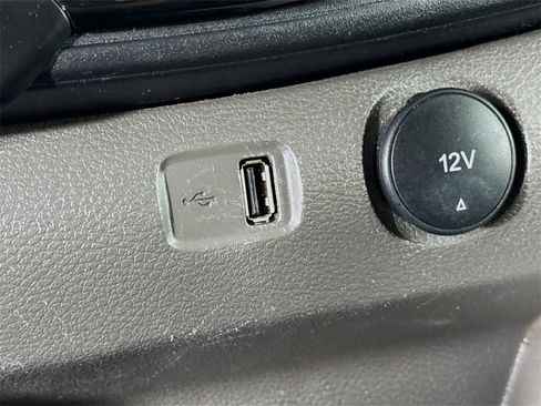 Used 2023 Ford Transit 350 XLT image 15