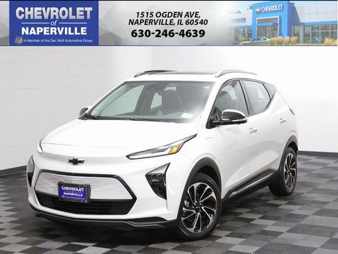 Used 2022 Chevrolet Bolt EUV Premier w/ Sun & Sound Package image 1