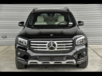 New 2025 Mercedes-Benz GLB 250 4MATIC video 2