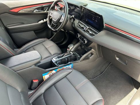 Used 2026 Chevrolet TrailBlazer RS w/ Convenience Package FWD image 13