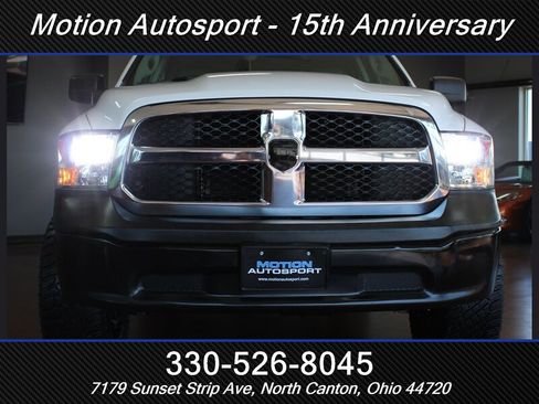 Used 2019 RAM 1500 Tradesman w/ Chrome Appearance Group AWD/4WD image 41