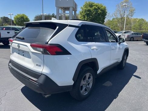 Used 2024 Toyota RAV4 XLE image 4
