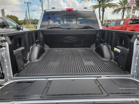 New 2025 Ford F150 Lightning Lariat image 6