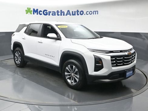 Certified 2025 Chevrolet Equinox LT image 2