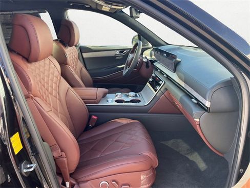 New 2025 Genesis GV80 3.5T Prestige image 15