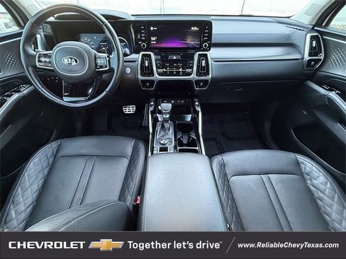 Used 2021 Kia Sorento SX image 11