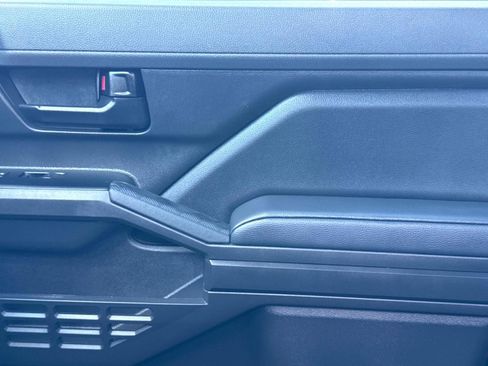 Used 2025 Toyota Tacoma SR image 23