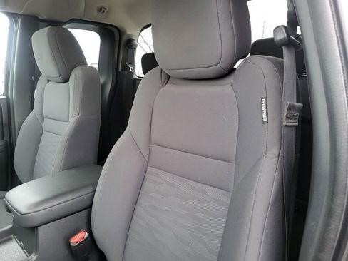 Used 2023 Nissan Frontier S w/ Technology Package image 11