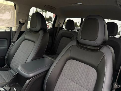 Used 2020 Chevrolet Colorado Z71 image 16