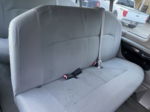 Used 2011 Ford E-350 and Econoline 350 XLT image 21