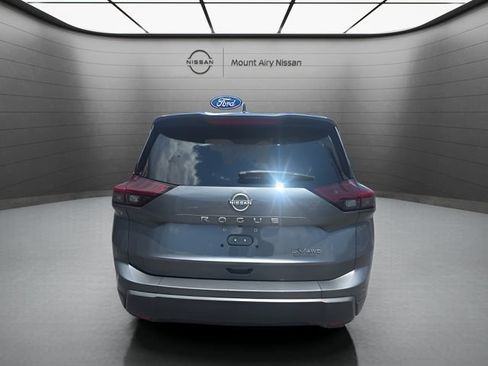 Certified 2024 Nissan Rogue SV AWD/4WD image 5