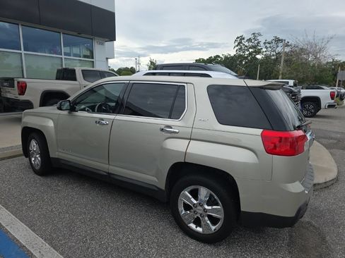 Used 2014 GMC Terrain SLT FWD image 2