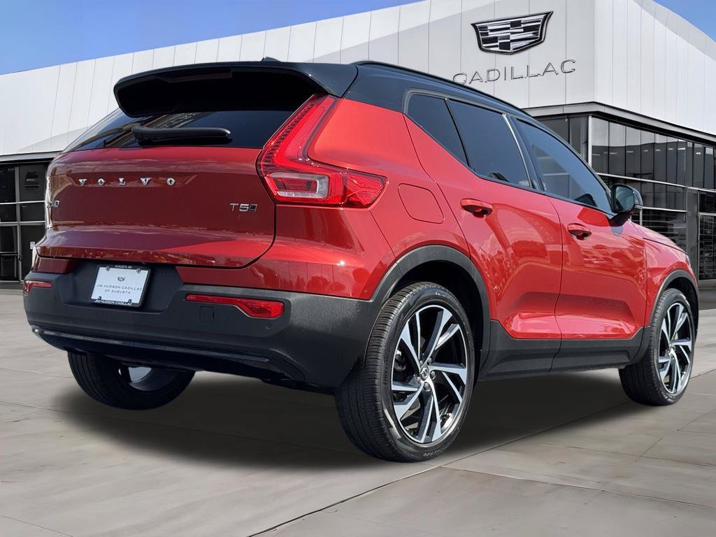 Used 2021 Volvo XC40 T5 R-Design w/ Advanced Package AWD/4WD image 8