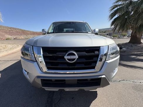 Used 2023 Nissan Armada SL w/ Captain's Chairs Package AWD/4WD image 8