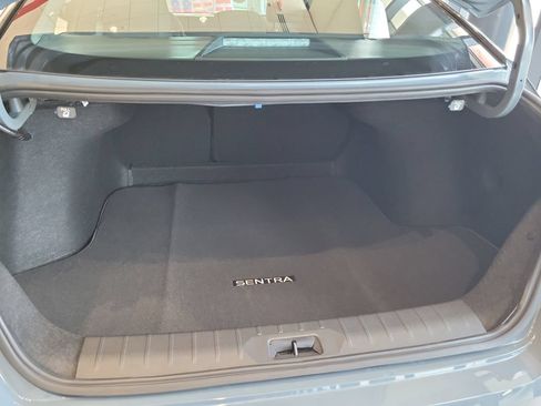 New 2026 Nissan Sentra SR w/ Floor Mat Package FWD image 6