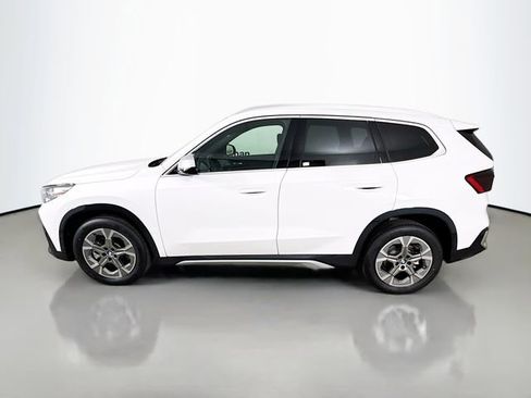 Used 2023 BMW X1 xDrive28i w/ Premium Package image 4