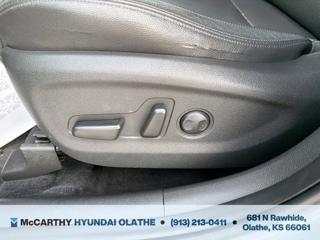Used 2016 Hyundai Tucson Limited FWD image 19
