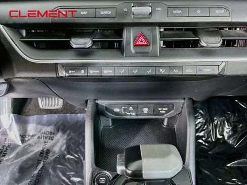 Used 2025 Kia K4 FWD image 21