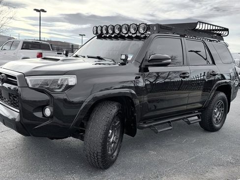 Used 2020 Toyota 4Runner Venture image 4