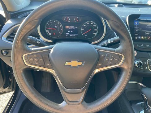 Used 2024 Chevrolet Malibu LT FWD image 19