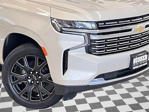 Certified 2024 Chevrolet Suburban Premier image 34