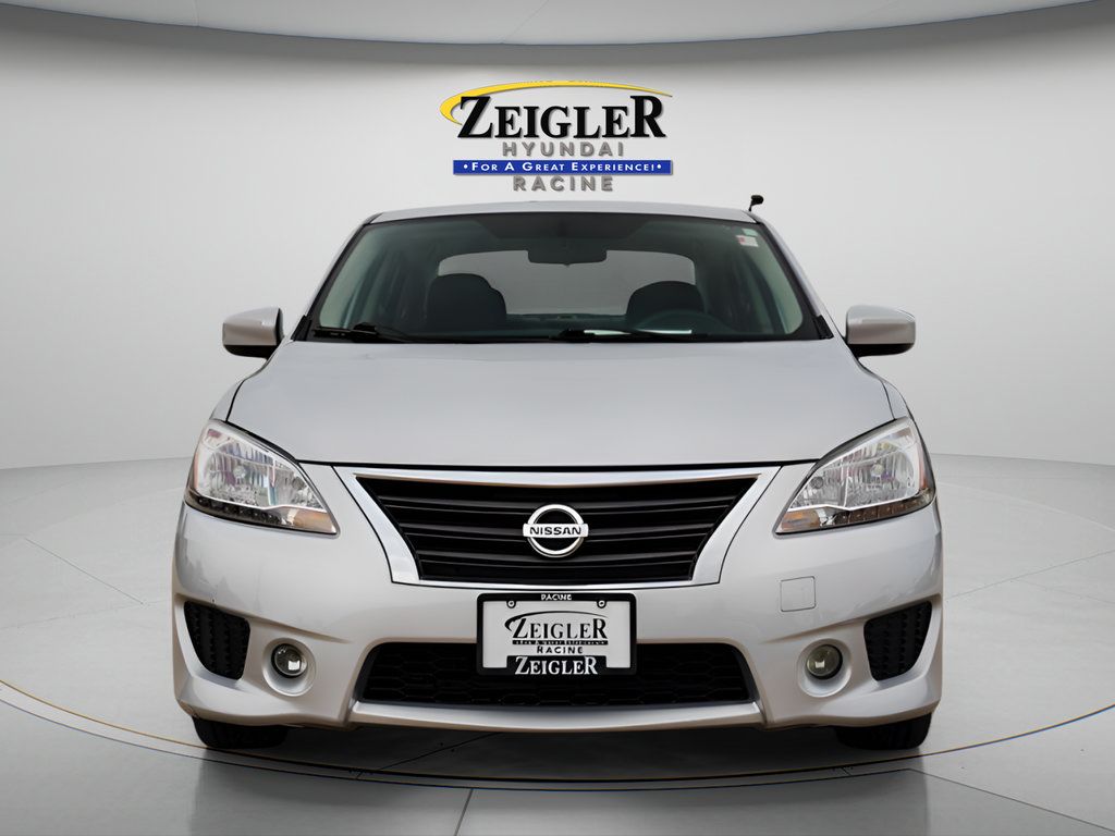 Used 2013 Nissan Sentra SR FWD image 2