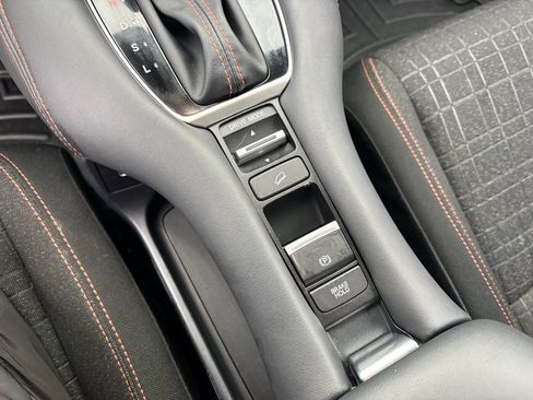 Certified 2024 Honda HR-V Sport image 22