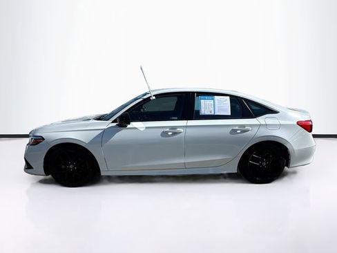 Used 2024 Honda Civic Sport image 4