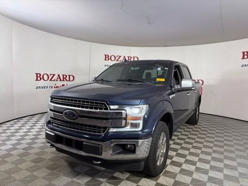 Used 2018 Ford F150 Lariat w/ Equipment Group 502A Luxury AWD/4WD image 4