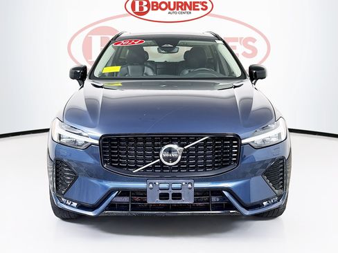 Used 2024 Volvo XC60 B5 Plus w/ Protection Package Premier AWD/4WD image 6