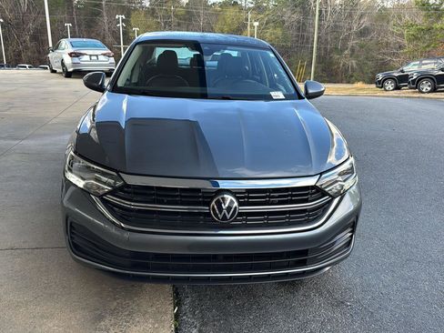Used 2024 Volkswagen Jetta SE image 7