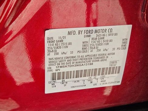 Used 2022 Ford Explorer XLT w/ Equipment Group 202A RWD image 24