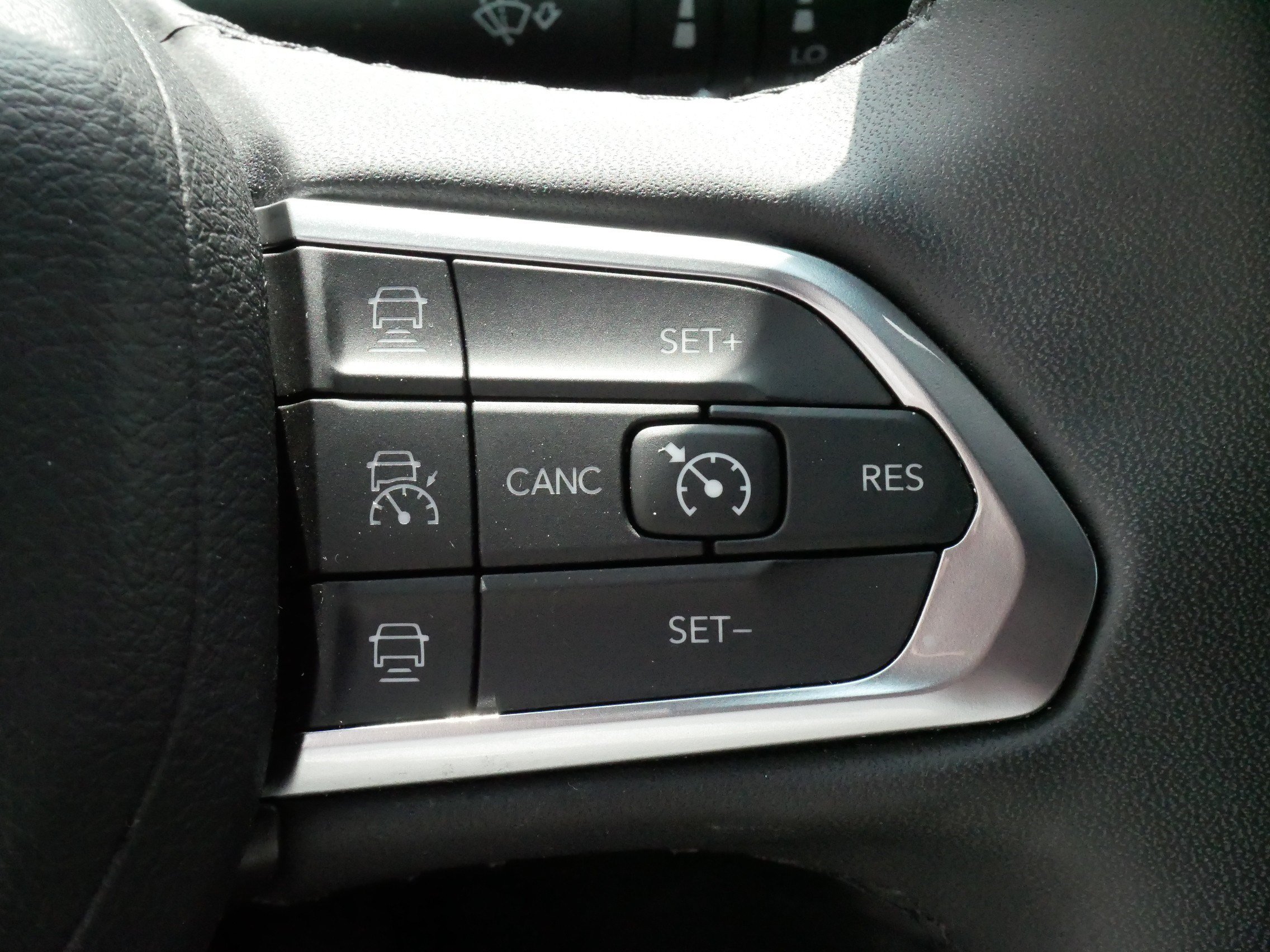 Used 2024 Jeep Compass Limited AWD/4WD image 25