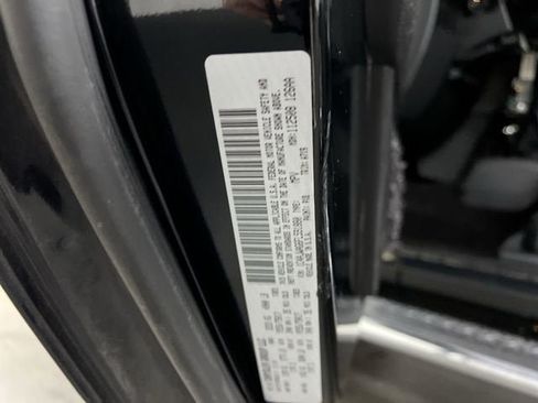 Used 2015 Jeep Wrangler Sport w/ Quick Order Package 24S AWD/4WD image 31
