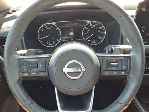 Used 2023 Nissan Rogue SL w/ SL Premium Package FWD image 15