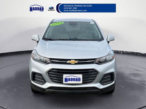 Used 2022 Chevrolet Trax LS w/ Tint and Cruise Package image 9