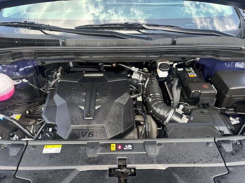 Used 2026 Kia Carnival FWD image 35
