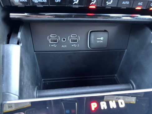 Used 2025 Jeep Grand Cherokee L Limited w/ Trailer Tow Package AWD/4WD image 27